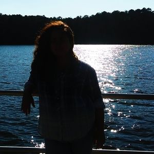 Meet your Posher, Deesa